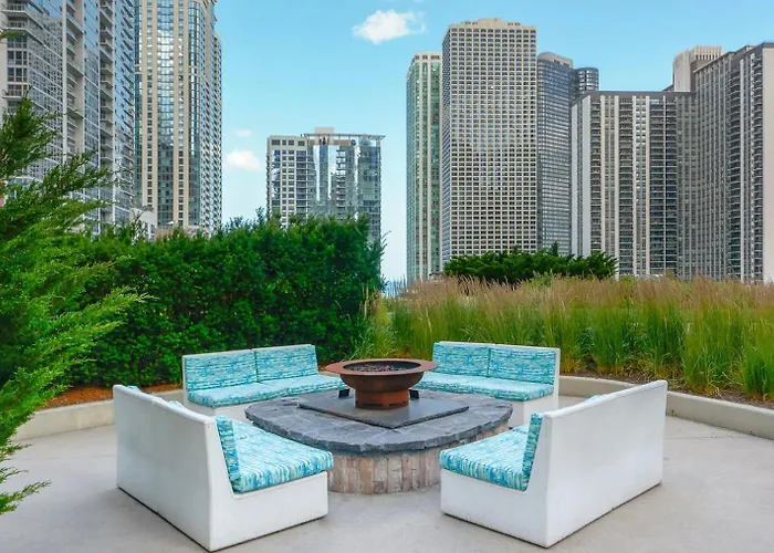Blueground Lakeshore East Pool Wd Nr Park Chi-1198 Apartment Chicago